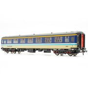 BR Mk.2c (großes Toilettenfenster) FK M13527 Provincial mit Trans-Pennine-Markenzeichen