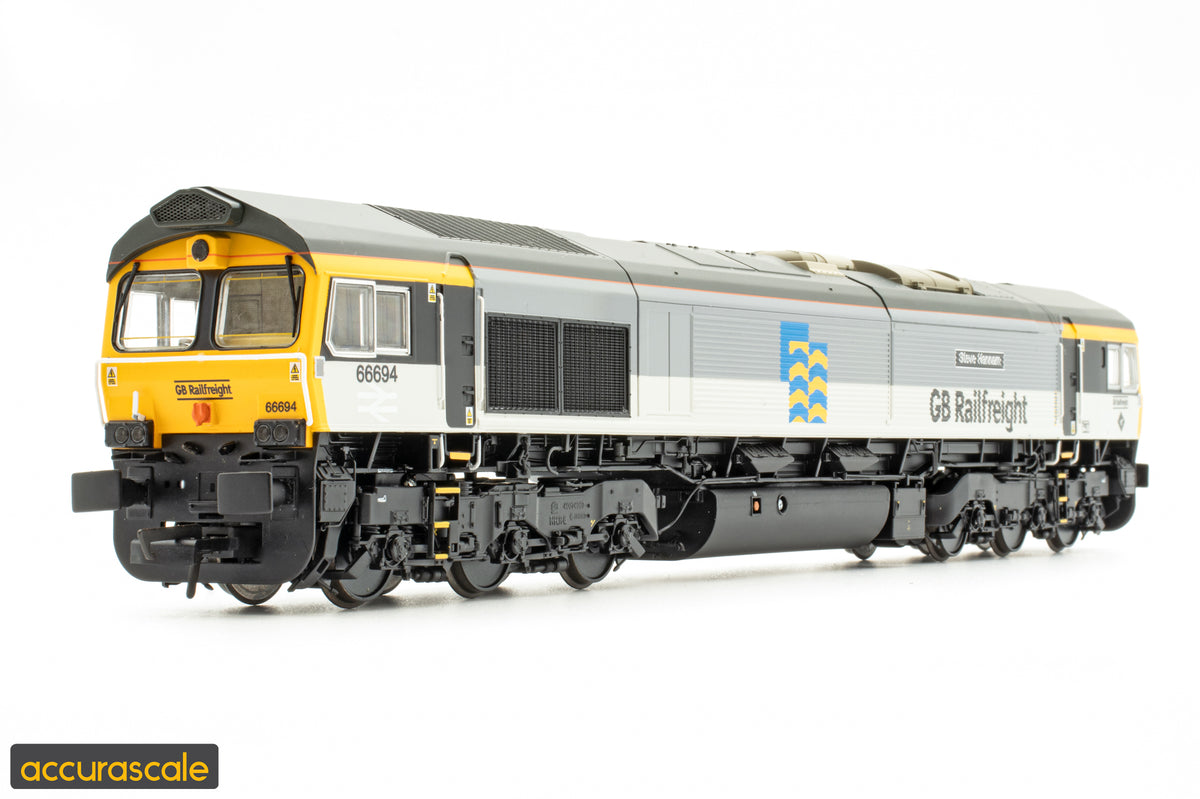 Klasse 66 - GBRF Triple Grey - 66694 - DCC Lydmonteret