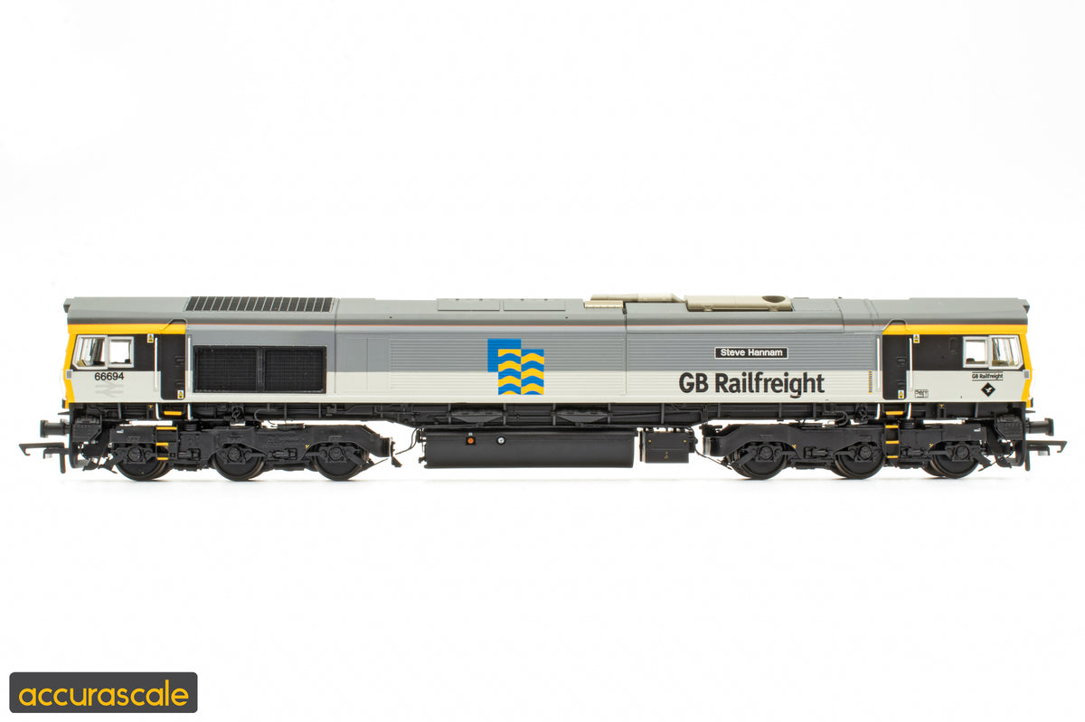 Klasse 66 - GBRF Triple Grey - 66694 - DCC Lydmonteret