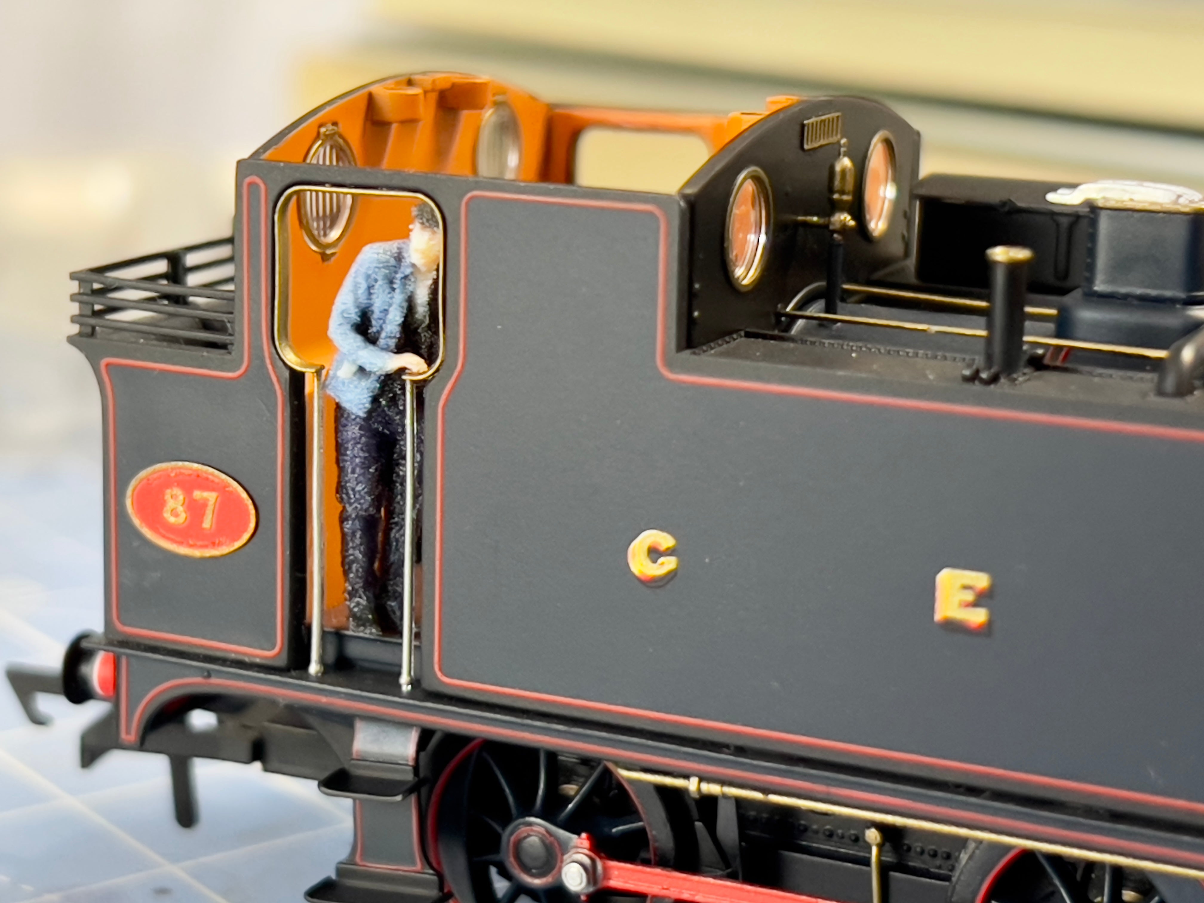 J67/68/69 Mannschaftsfahrer/Feuerwehrmann – GER/LNER