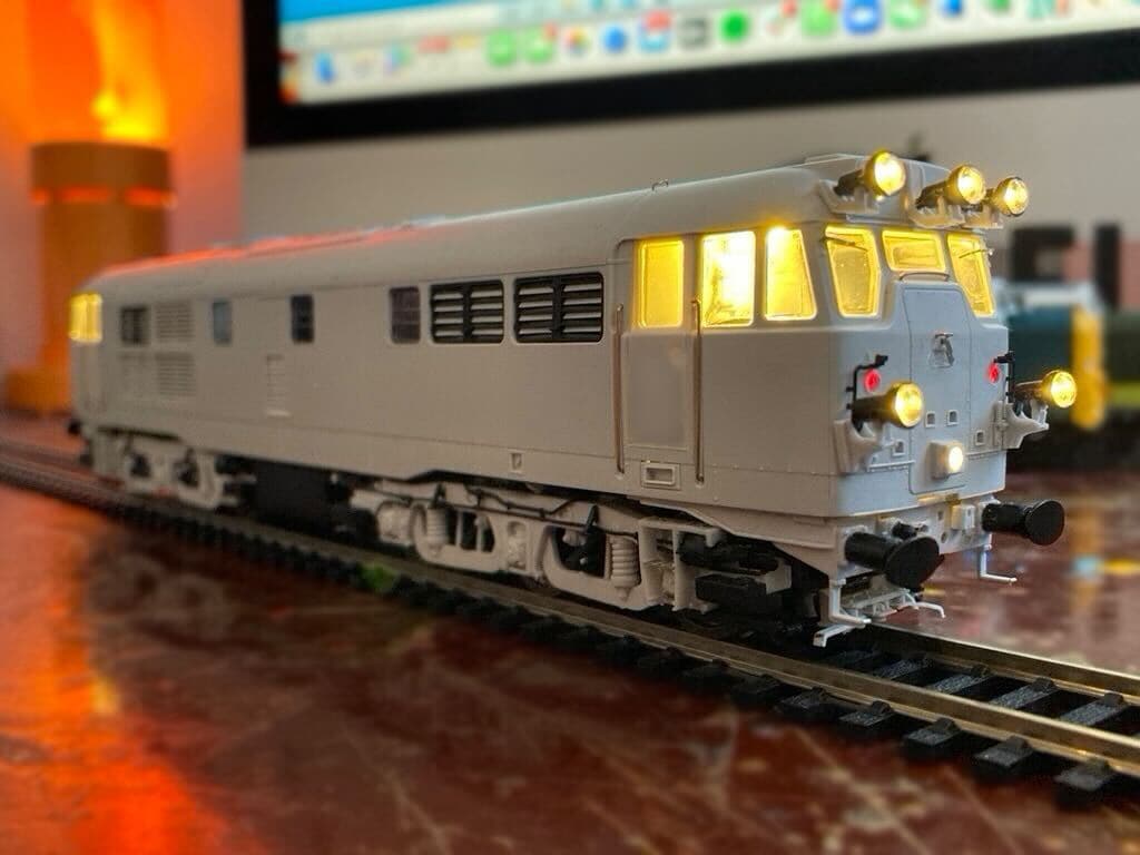 31285 – Network Rail Gelb – DCC Sound ausgestattet