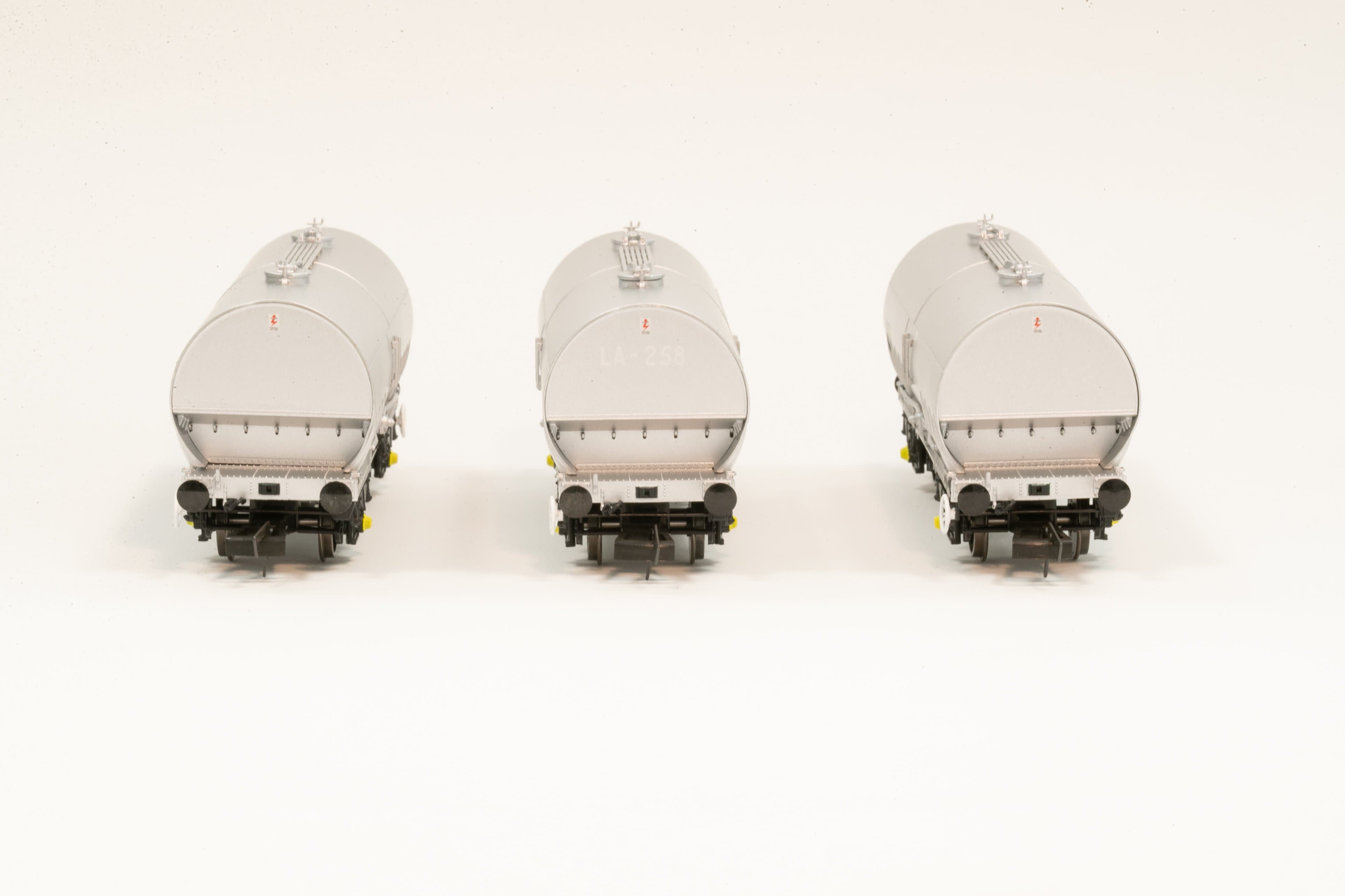 APCM Cemflo/PCV-Pulverwagen – Dreierpack – APCM8553, APCM8556, APCM8558