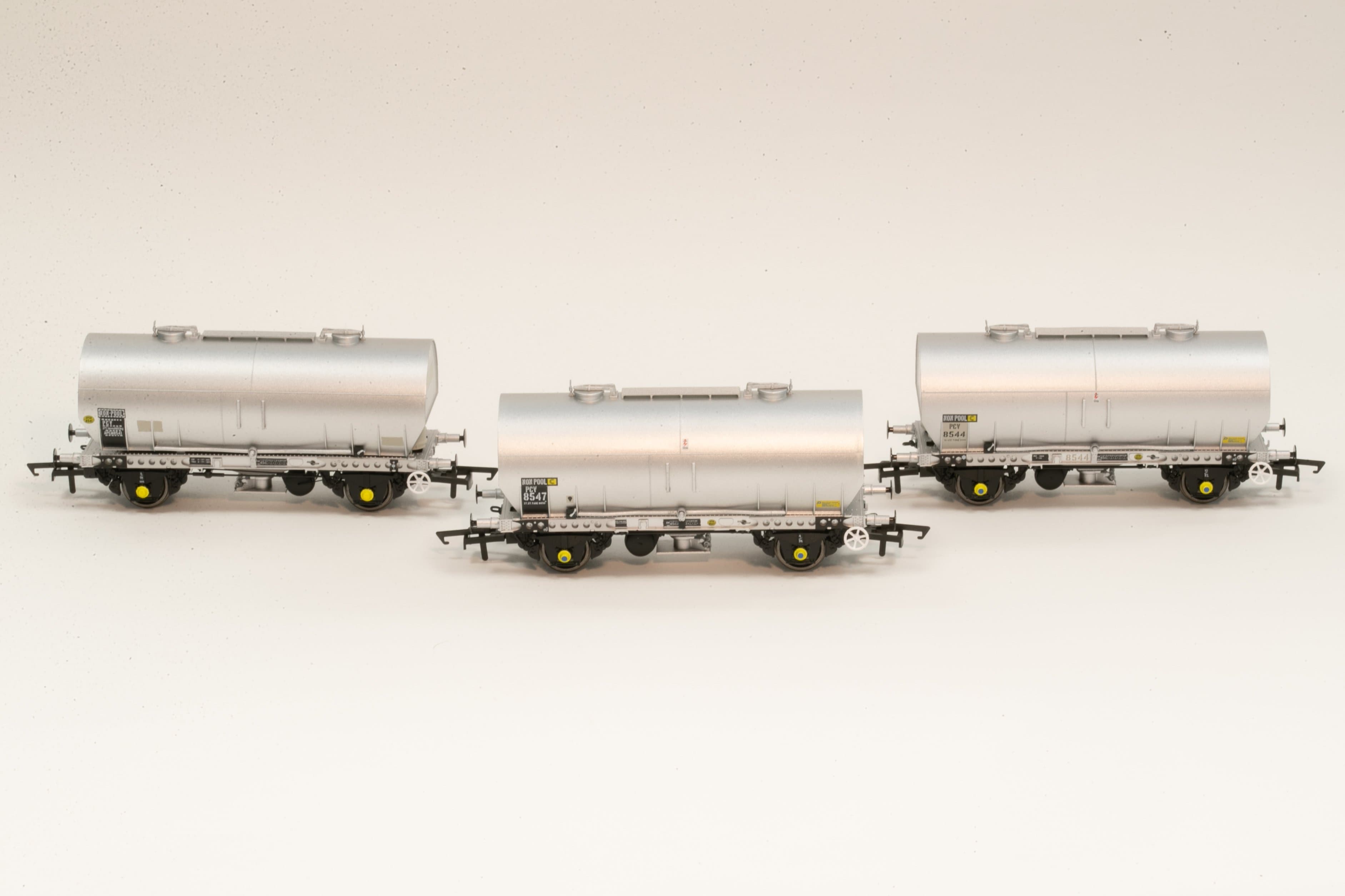 APCM Cemflo/PCV-Pulverwagen – Dreierpack – APCM8541, APCM8544, APCM8547