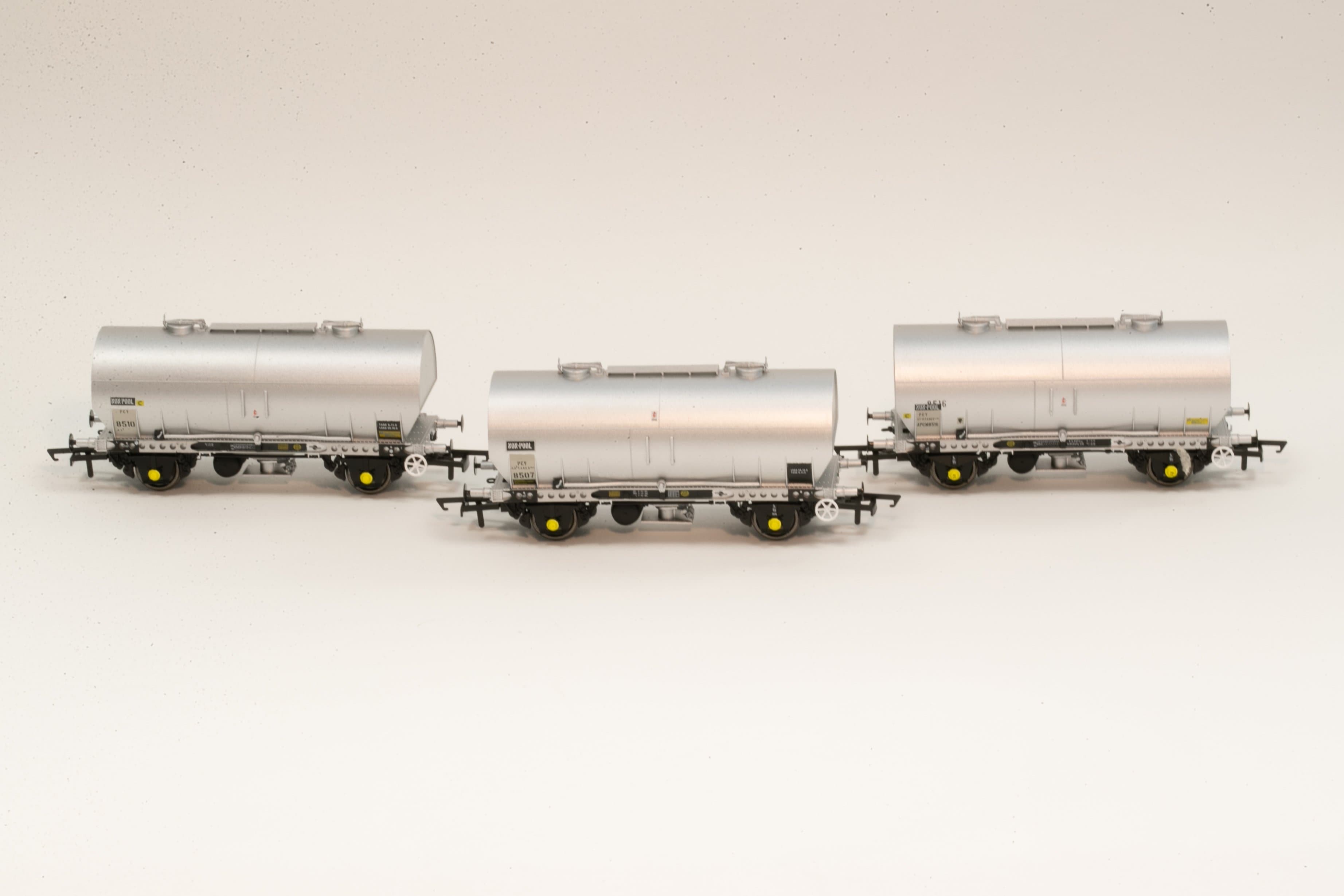 APCM Cemflo/PCV-Pulverwagen – Dreierpack – APCM8507, APCM8510, APCM8516