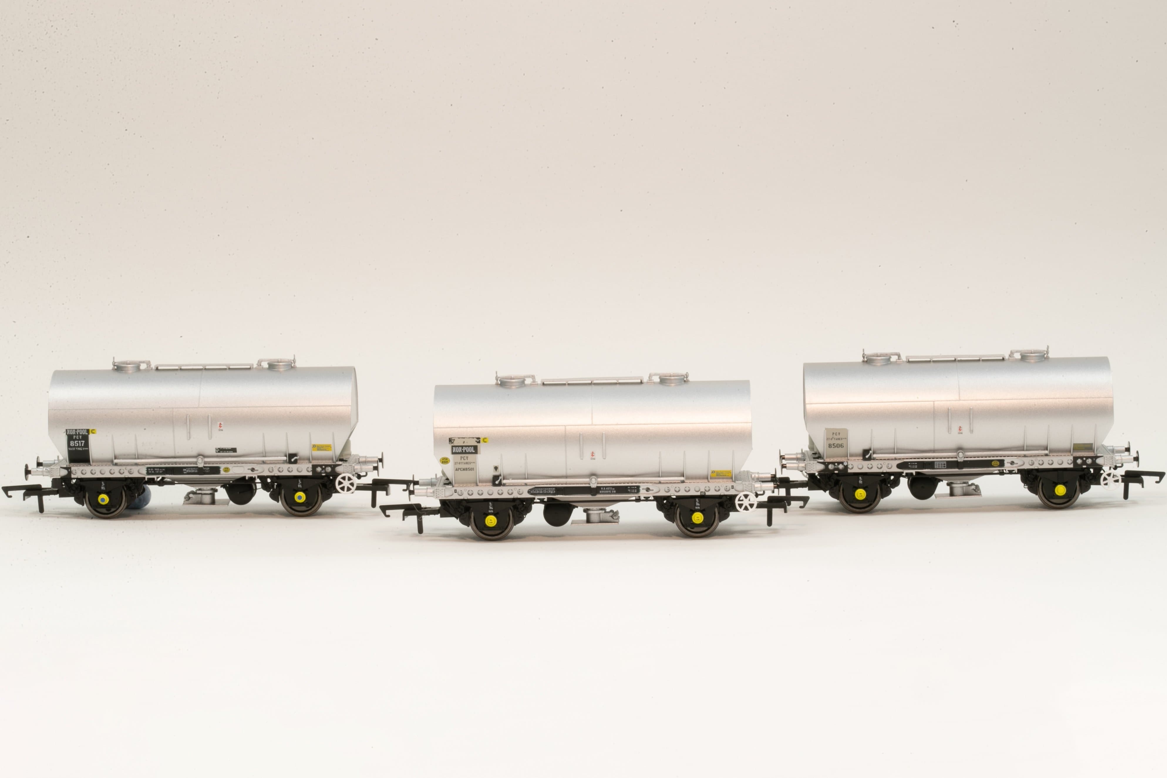 APCM Cemflo/PCV-Pulverwagen – Dreierpack – APCM8501, APCM8506, APCM8517