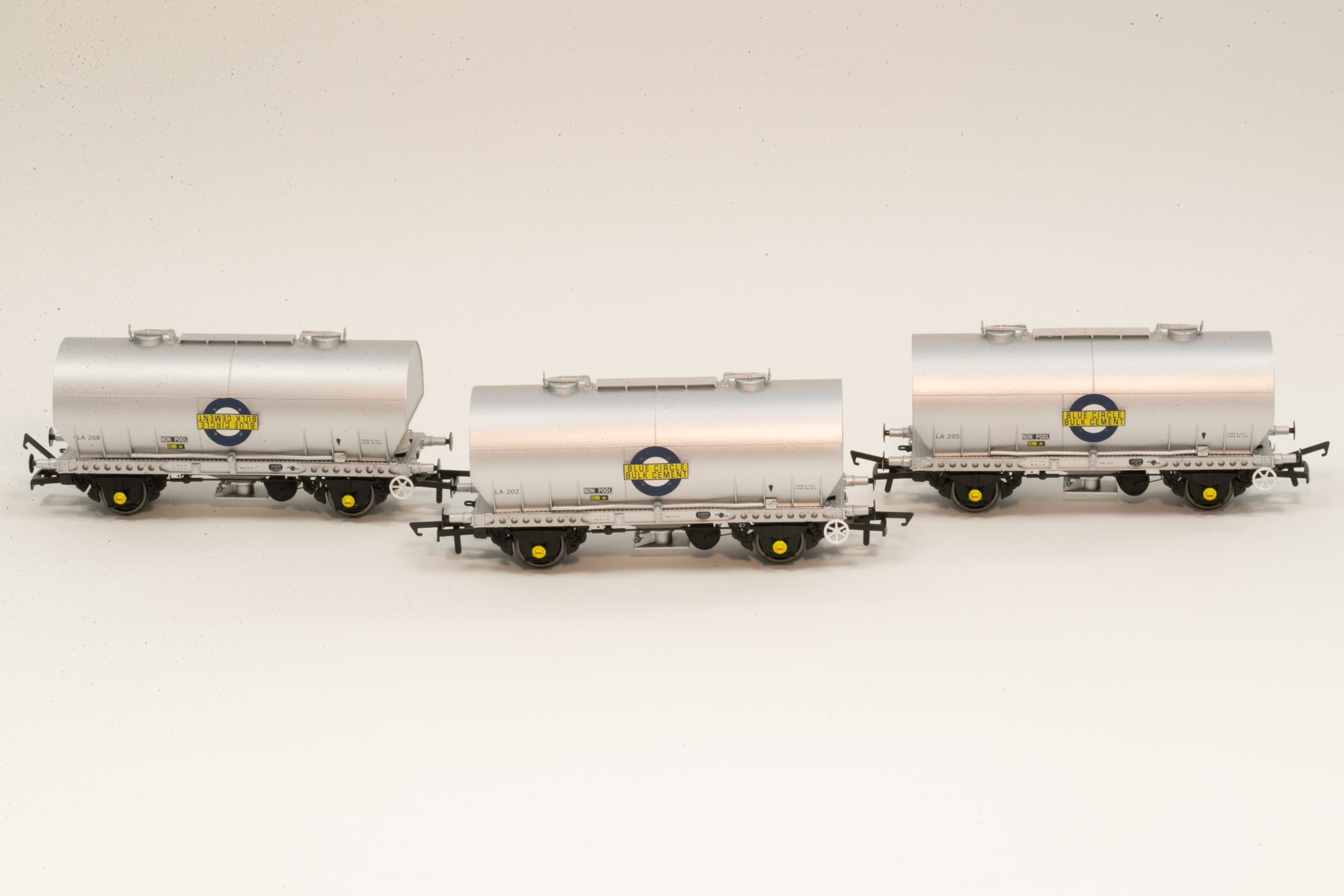 APCM Cemflo/PCV-Pulverwagen – Dreierpack – LA202, LA205, LA208 – PreTOPS