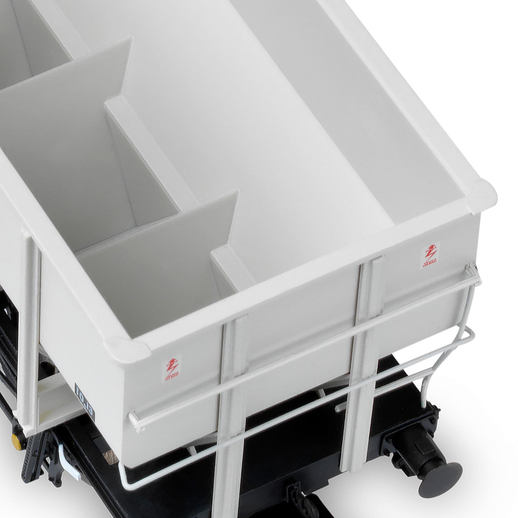 BR 24.5T HOP24/HUO Kohlenbehälter – Grau vor TOPS – Pack S