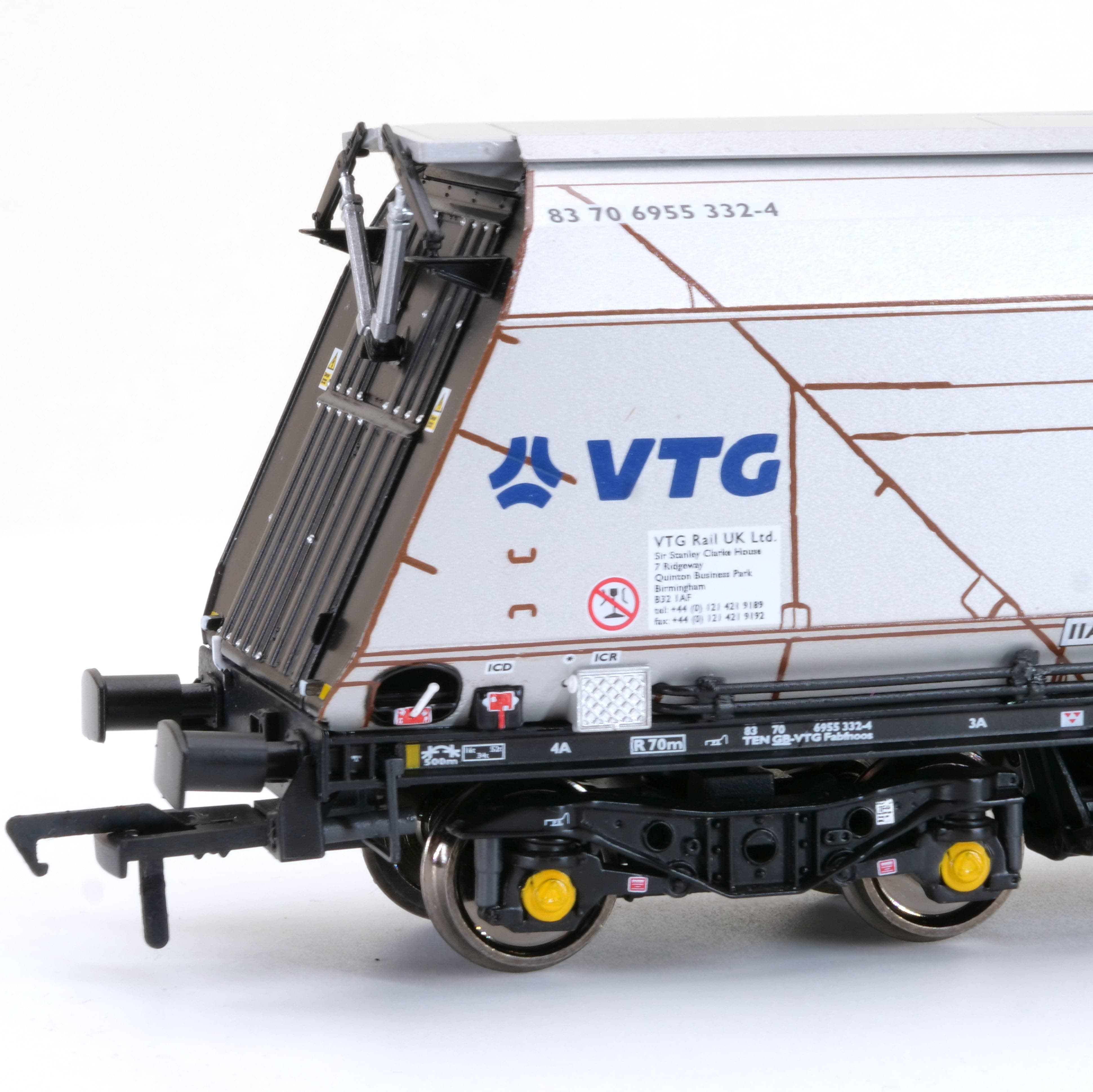 IIA Biomass Bogie Hopper Wagon - GBRf/VTG - Pack 3