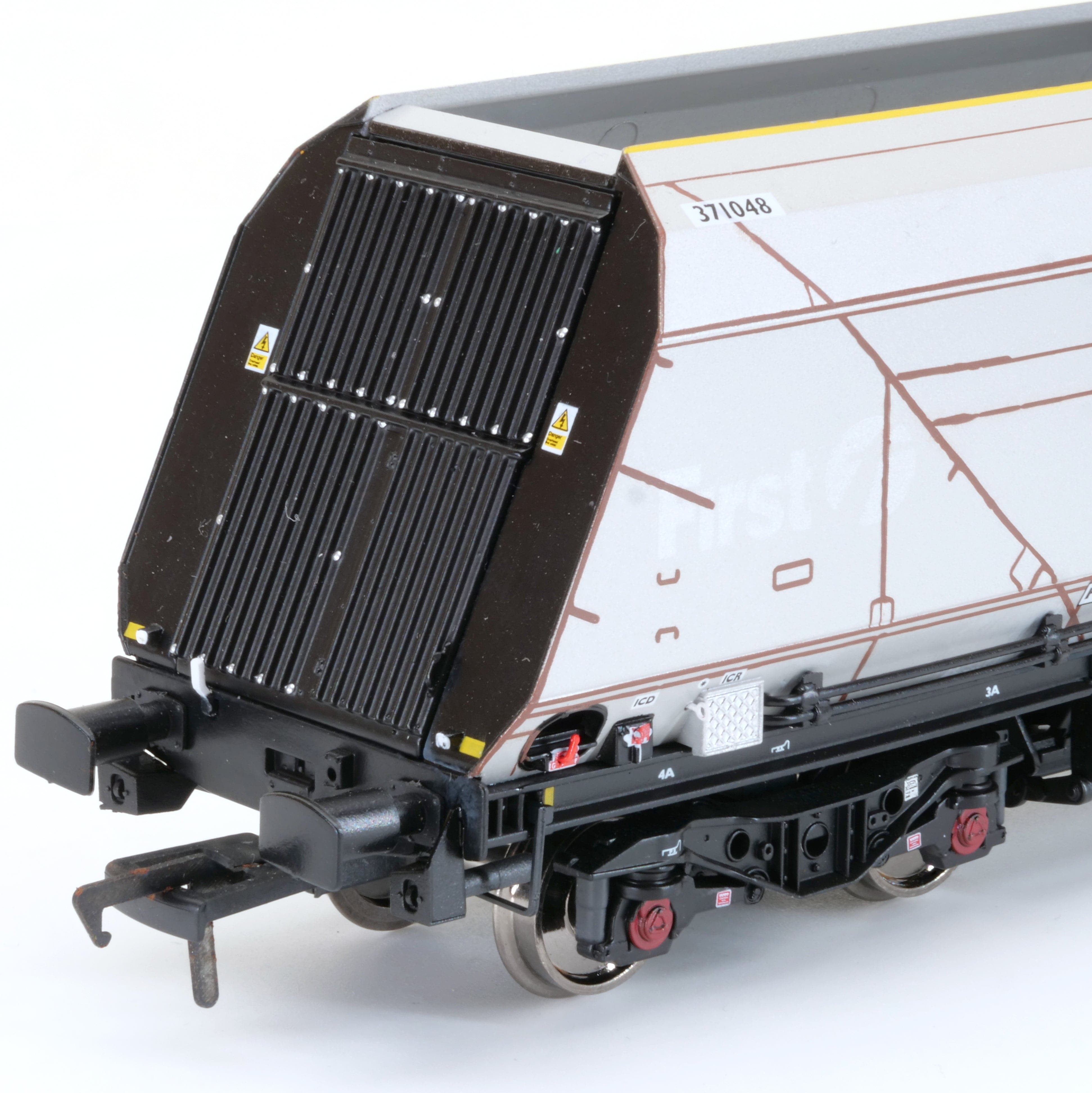 HYA Bogie Hopper Wagon – GBRf-Kohle-Branding – Pack 3