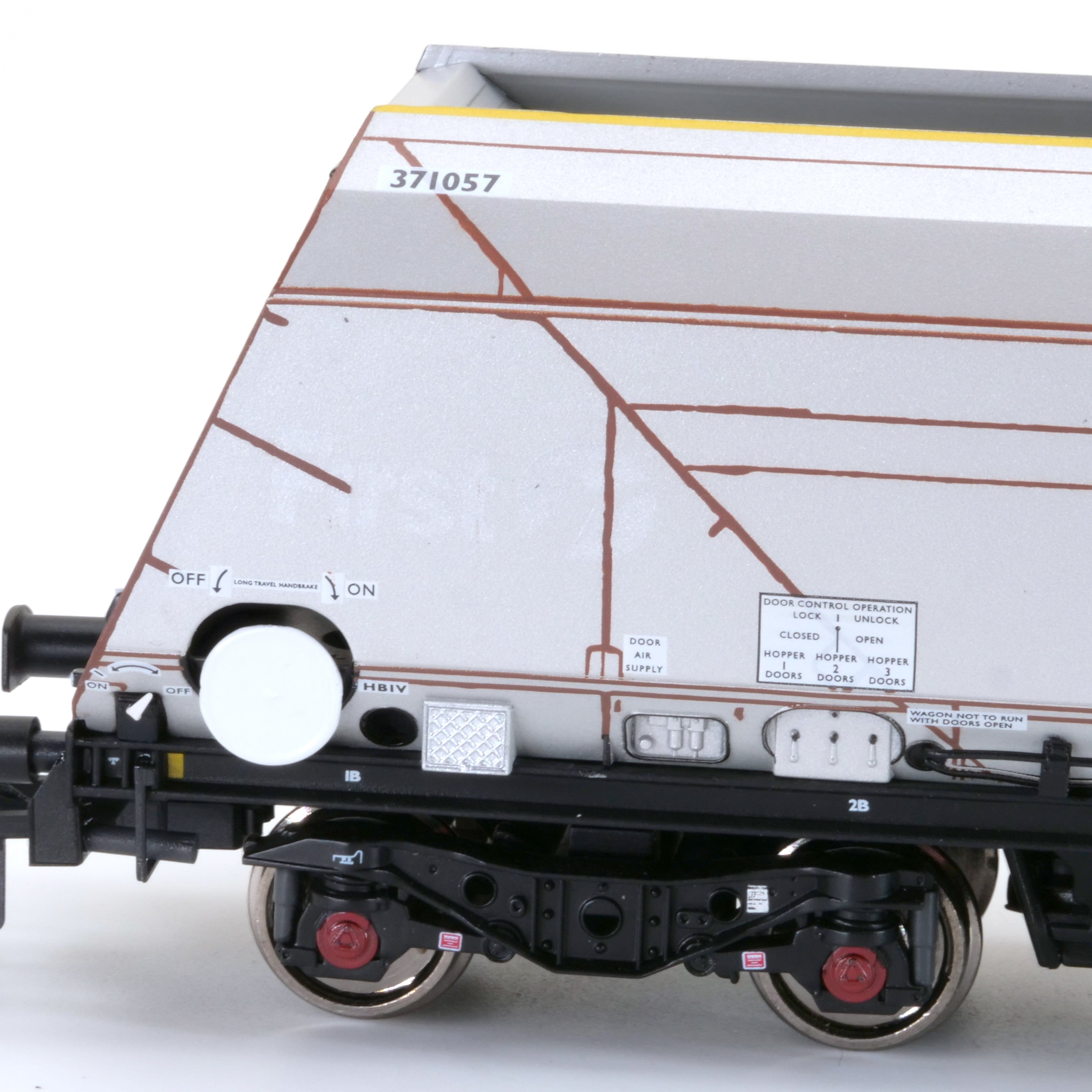 HYA Bogie Hopper Wagon – GBRf Coal Branding – Pack 2